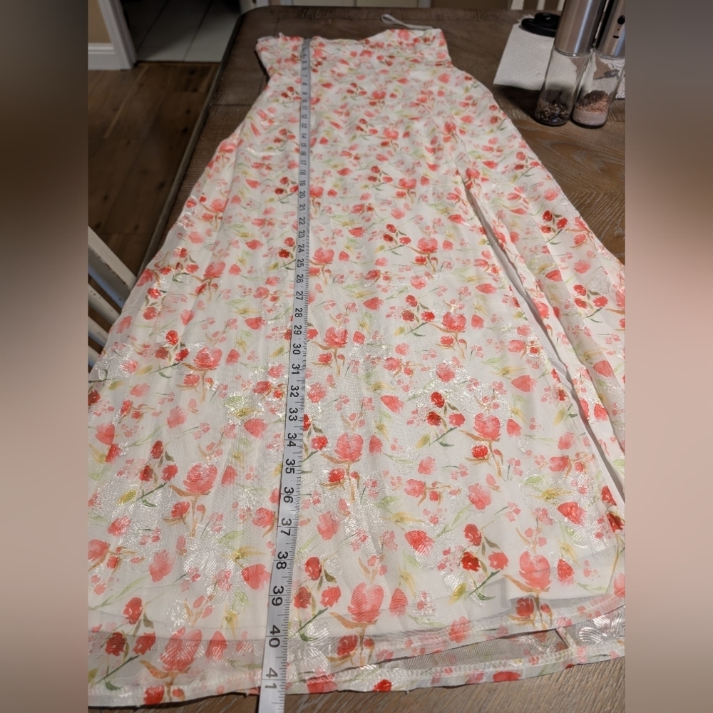 Dress - Picture 5 of 6